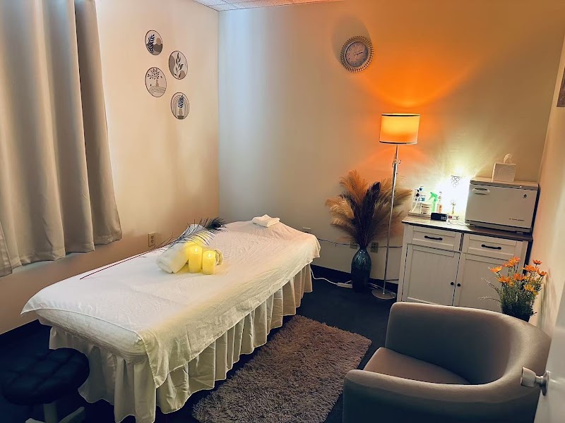 Sunshine Spa, spa in Herndon, VA, photo 2 of 5
