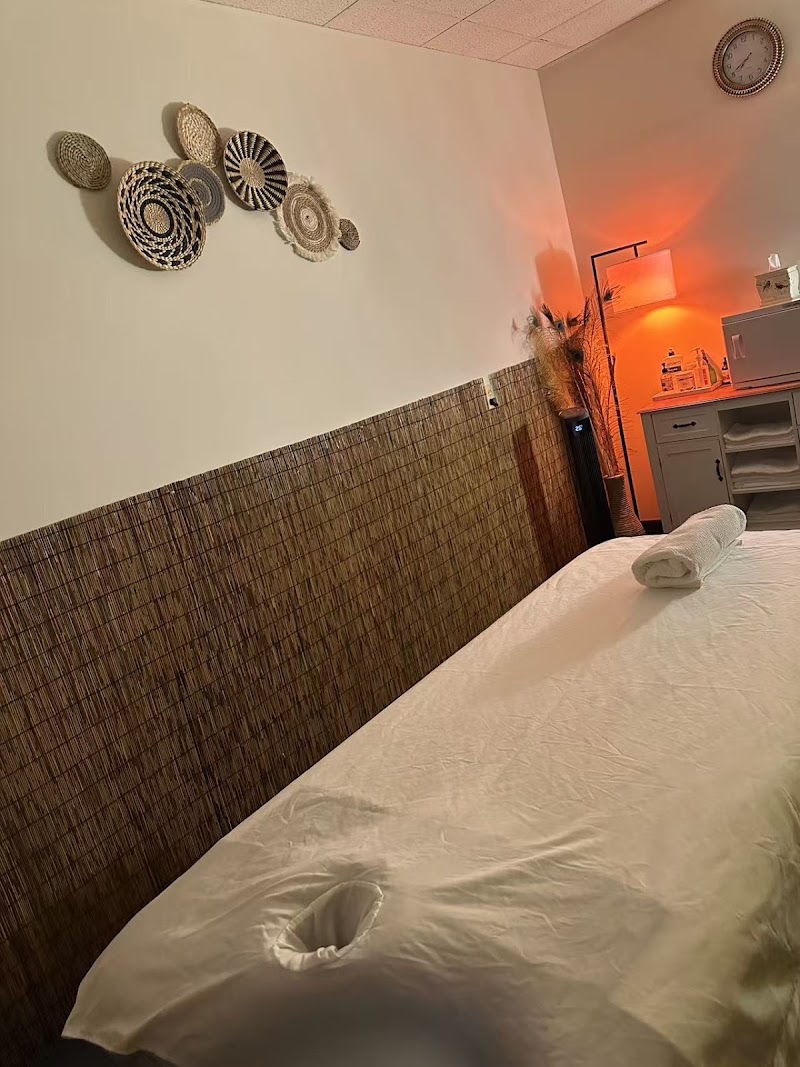 Sunshine Spa, spa in Herndon, VA, photo 3 of 5